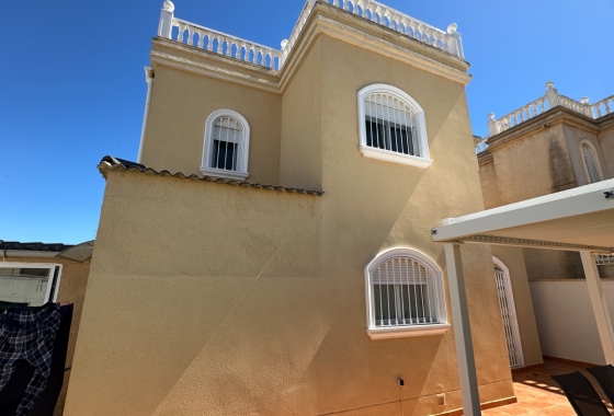 Reventa - Villa - Torrevieja - Nueva Torrevieja - Aguas Nuevas