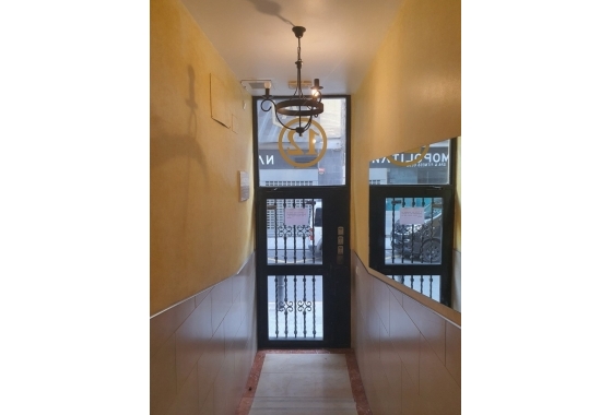 Resale - Commercial Unit - Alicante - Casco antiguo