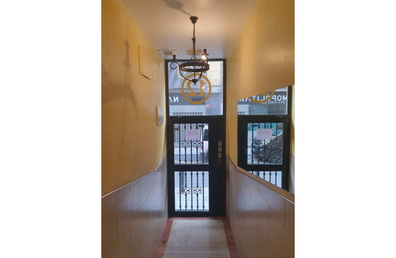 Resale - Commercial Unit - Alicante - Casco antiguo