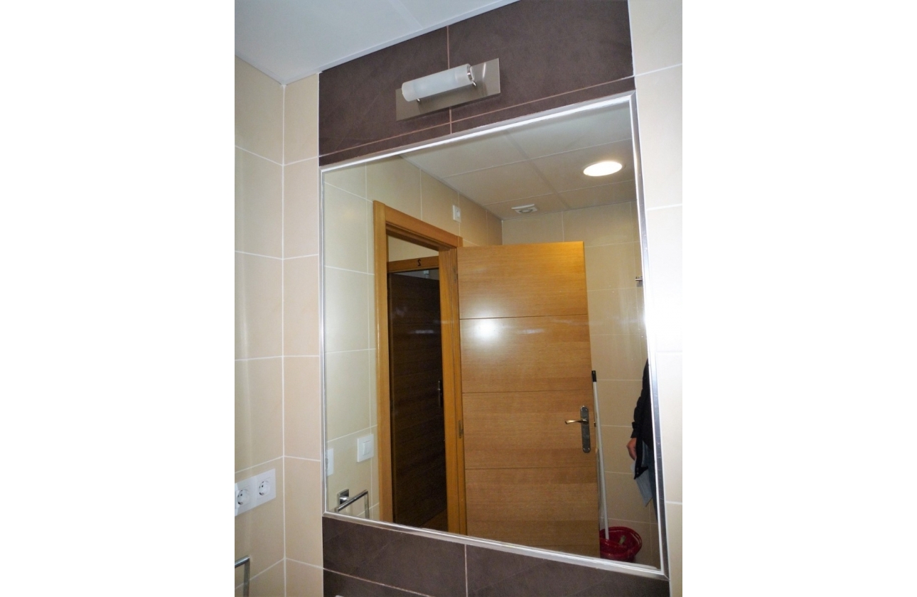 Resale - Commercial Unit - Alicante - Casco antiguo