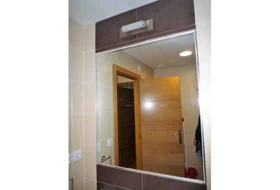Resale - Commercial Unit - Alicante - Casco antiguo