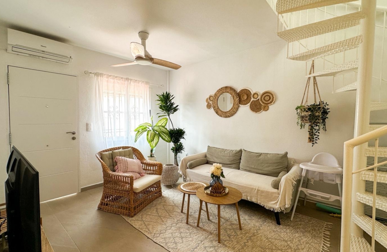 Resale - Bungalow - Orihuela Costa - Playa Flamenca