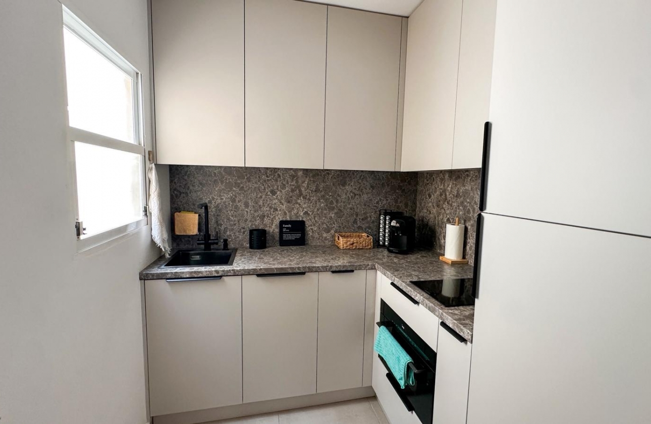 Resale - Bungalow - Orihuela Costa - Playa Flamenca