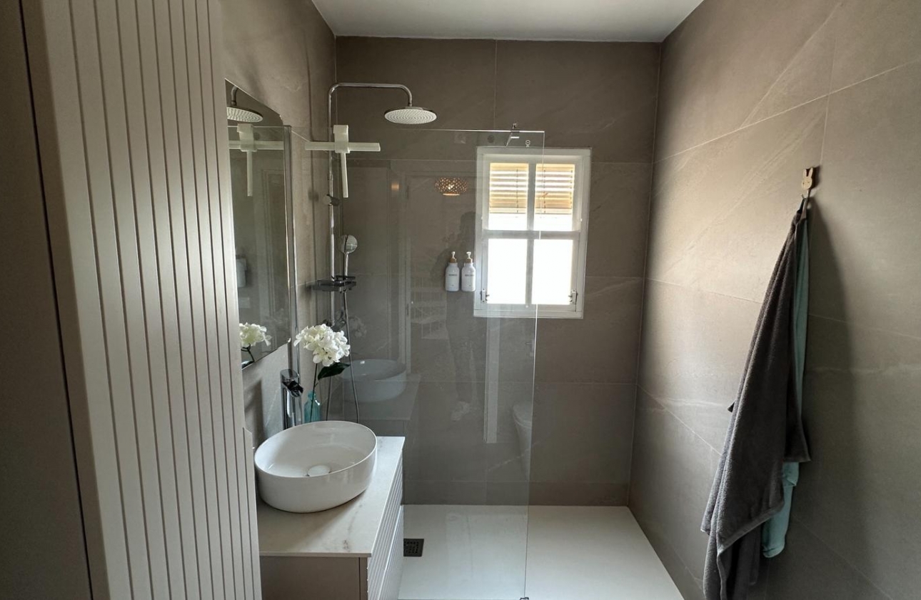 Resale - Bungalow - Orihuela Costa - Playa Flamenca