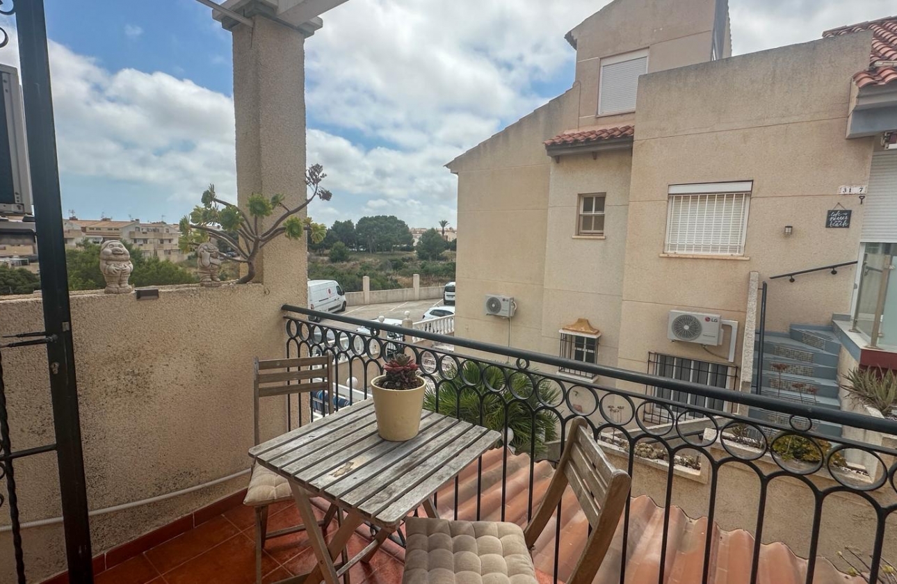 Resale - Bungalow - Orihuela Costa - Playa Flamenca