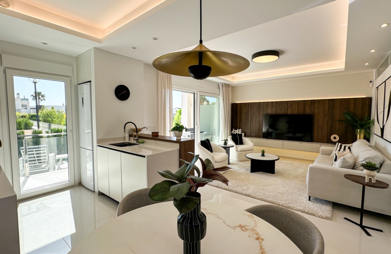 Resale - Bungalow - Ciudad Quesada