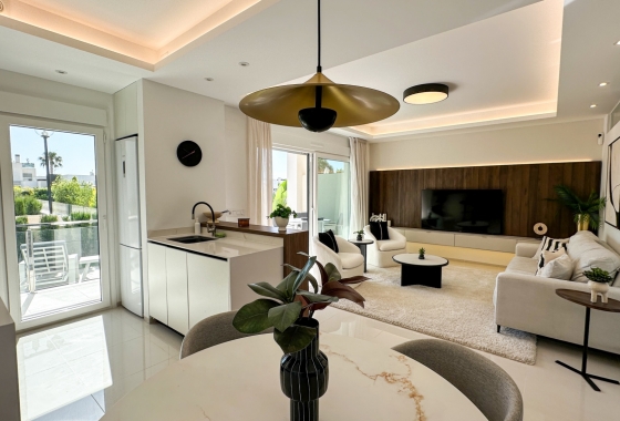 Resale - Bungalow - Ciudad Quesada