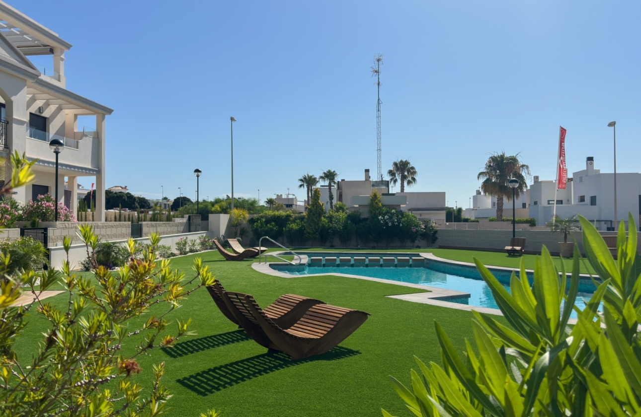Resale - Bungalow - Ciudad Quesada