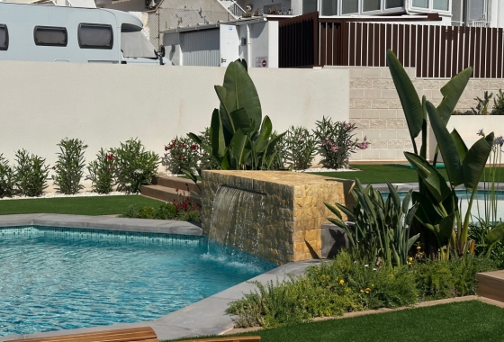 Resale - Bungalow - Ciudad Quesada