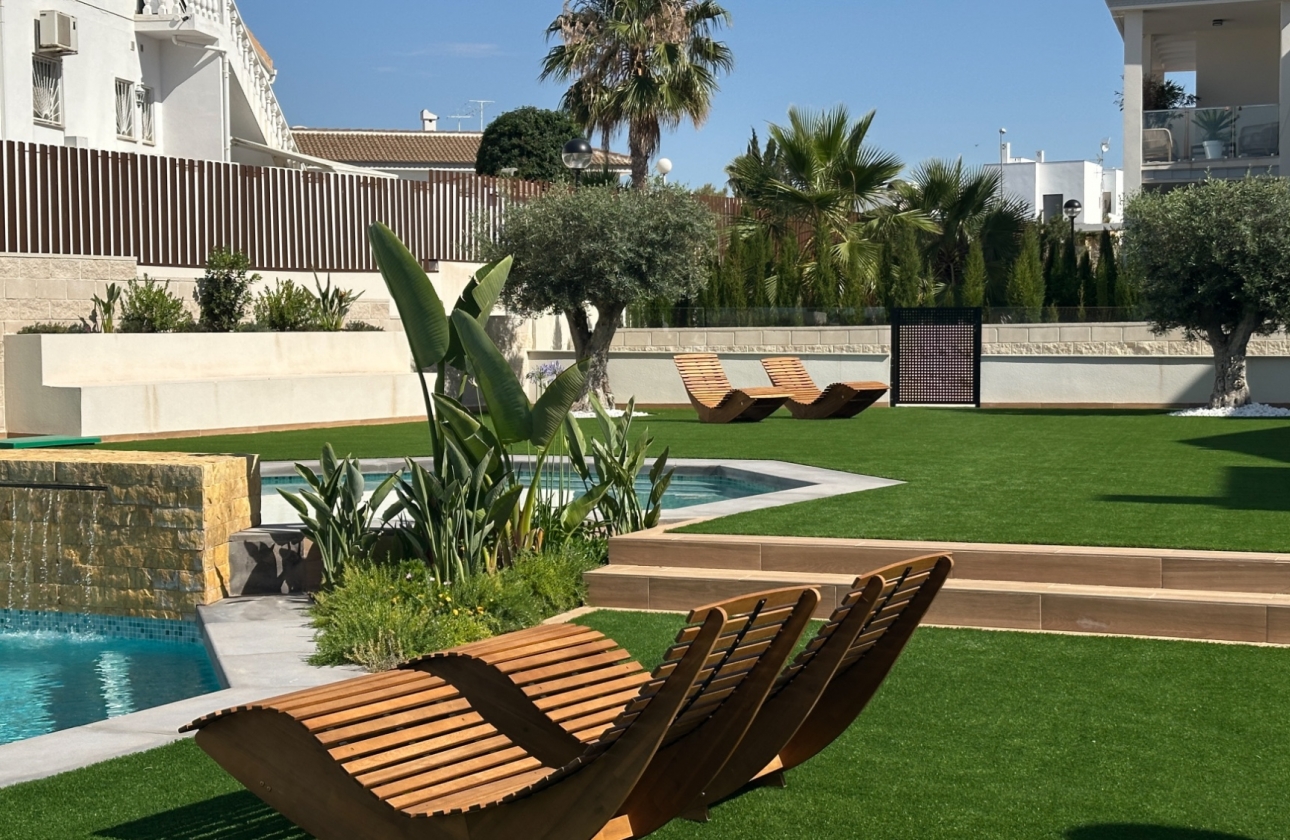 Resale - Bungalow - Ciudad Quesada