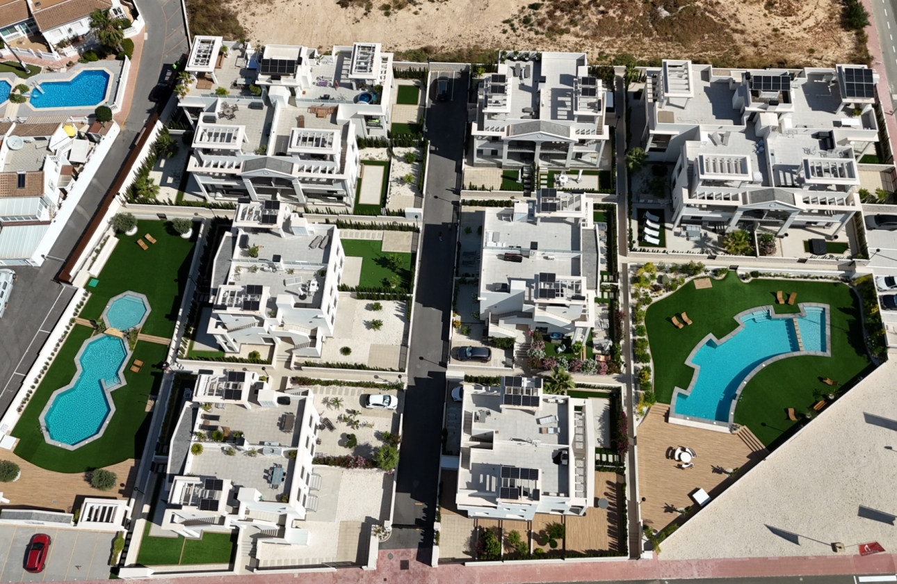 Resale - Bungalow - Ciudad Quesada
