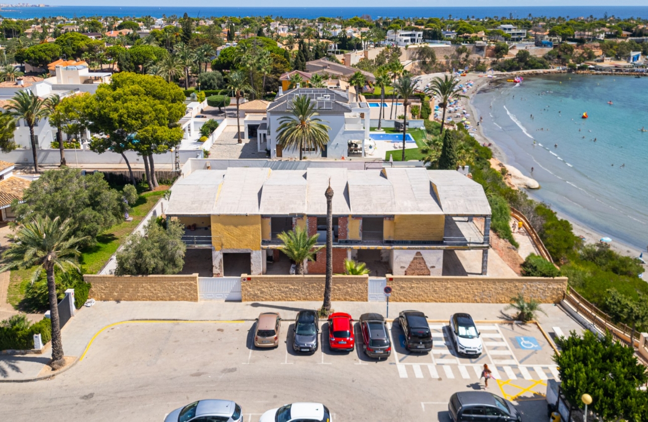 Resale - Villa - Orihuela Costa - Cabo Roig
