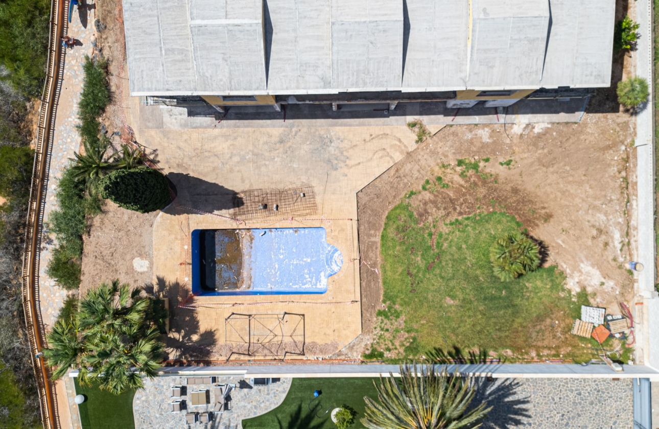 Resale - Villa - Orihuela Costa - Cabo Roig