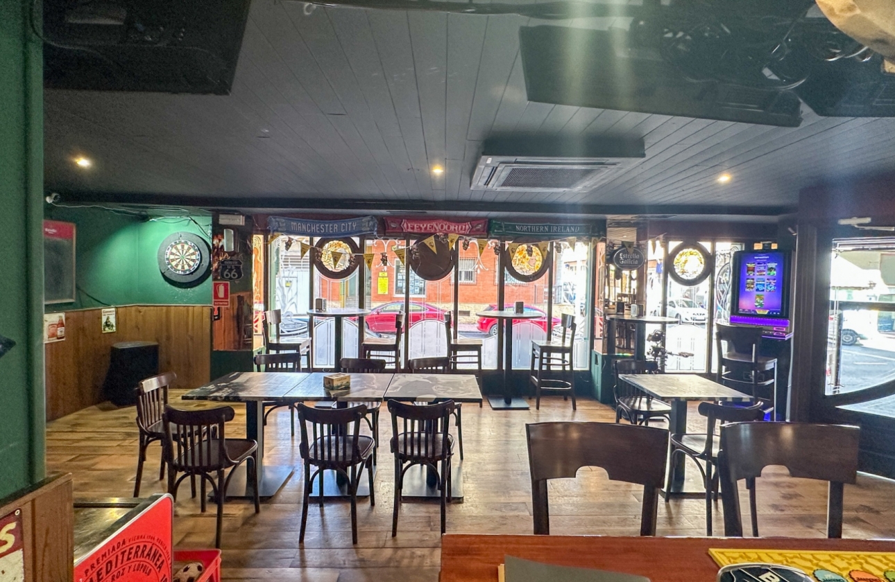 Reventa - Commercial Unit - Torrevieja - Playa del Cura