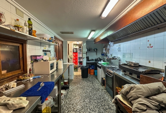 Reventa - Commercial Unit - Torrevieja - Playa del Cura