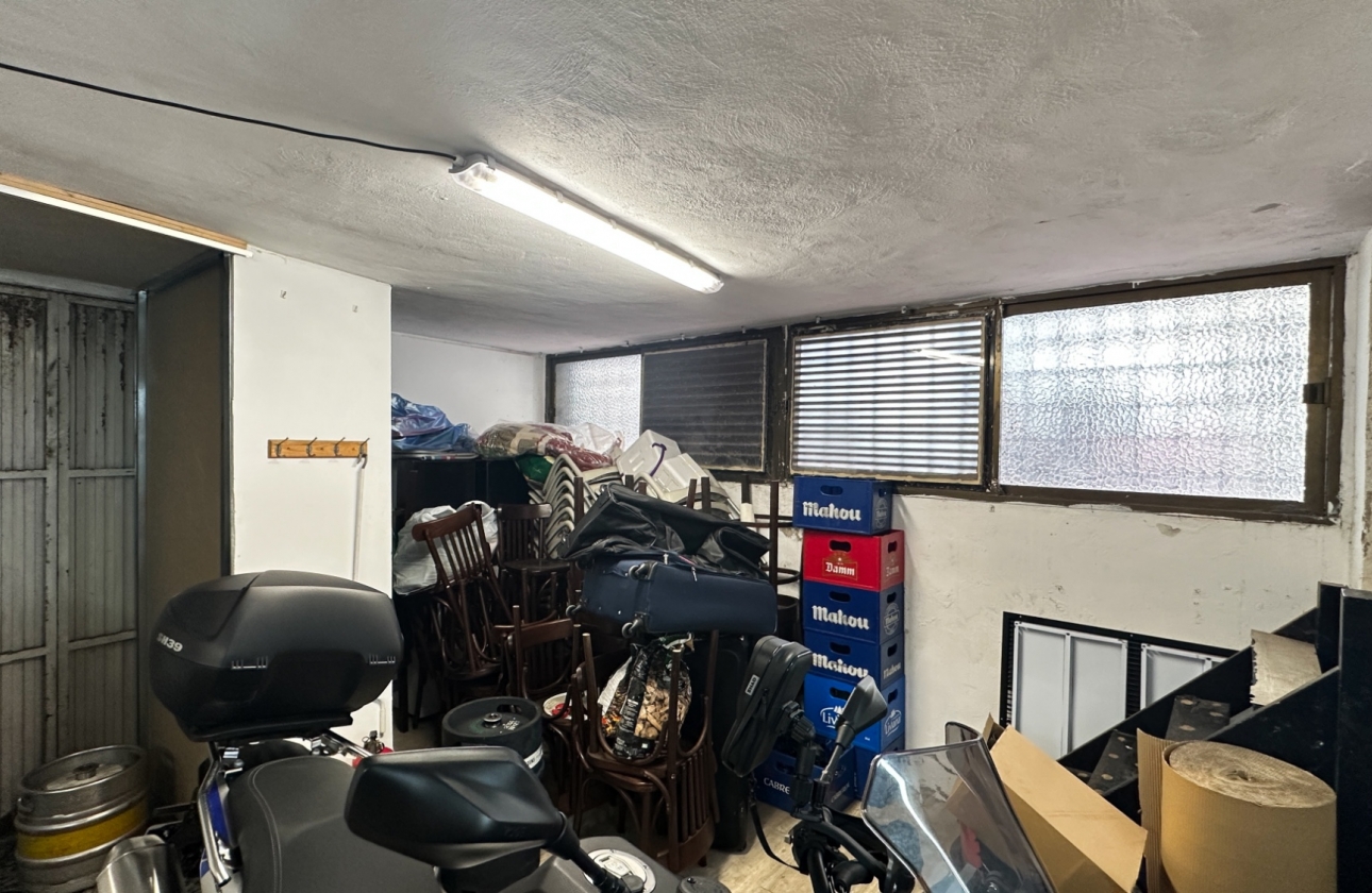 Reventa - Commercial Unit - Torrevieja - Playa del Cura