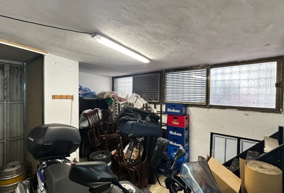 Reventa - Commercial Unit - Torrevieja - Playa del Cura