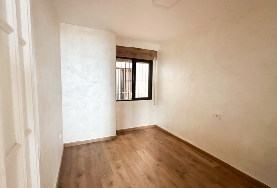 Reventa - Apartment - Torrevieja - Playa de los Locos