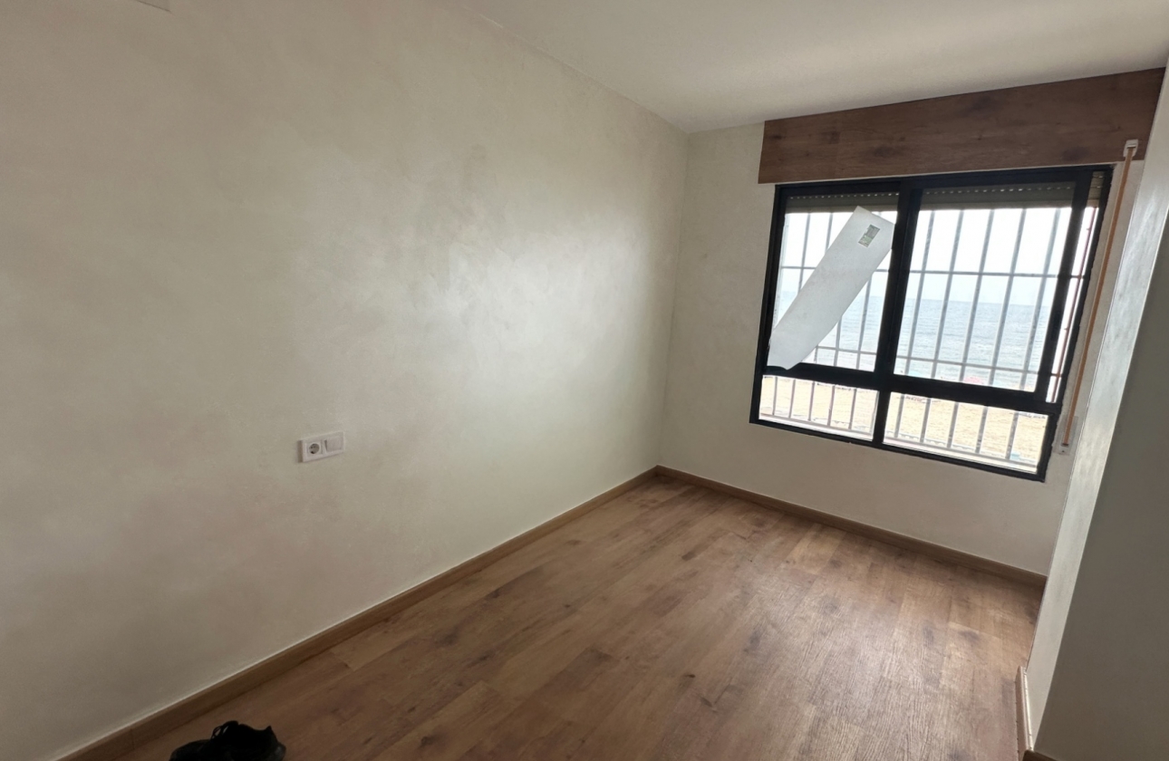Reventa - Apartment - Torrevieja - Playa de los Locos