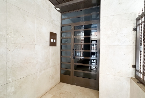 Reventa - Apartment - Torrevieja - Playa de los Locos
