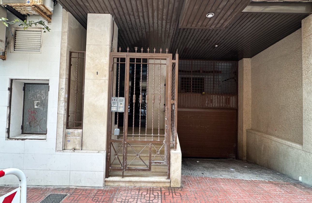 Reventa - Apartment - Torrevieja - Playa de los Locos