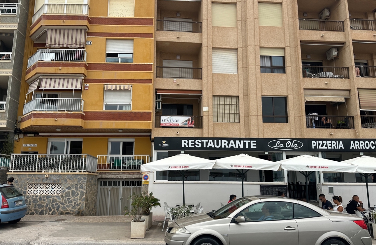 Reventa - Apartment - Torrevieja - Playa de los Locos
