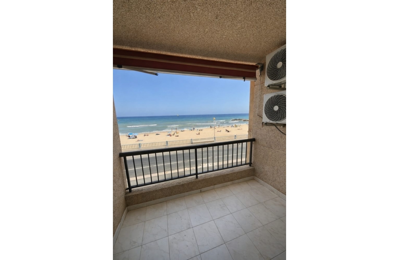 Reventa - Apartment - Torrevieja - Playa de los Locos