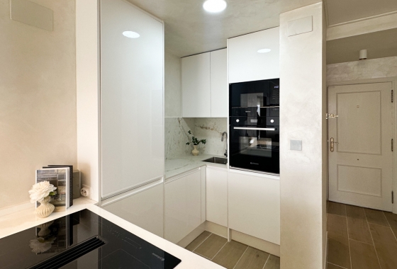 Reventa - Apartment - Torrevieja - Centro