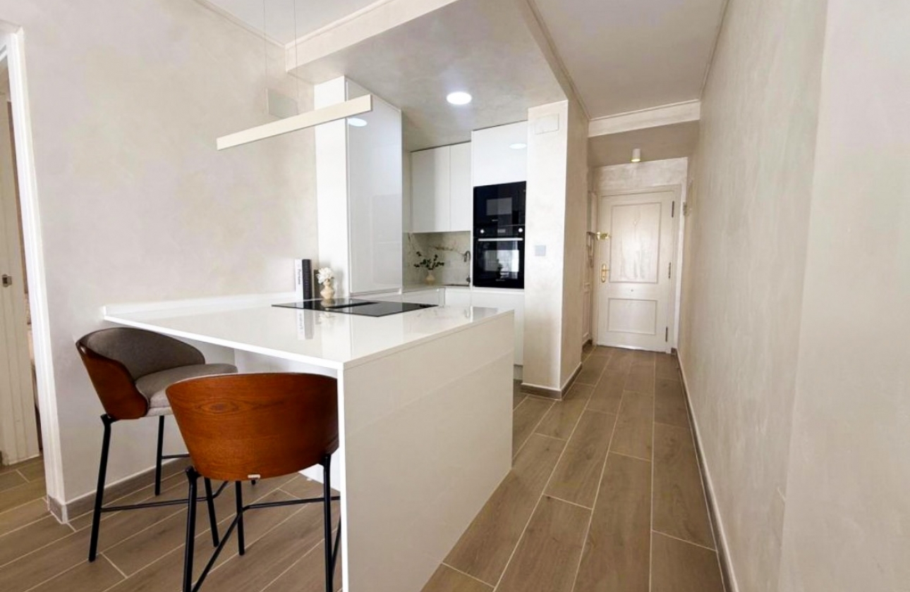Reventa - Apartment - Torrevieja - Centro