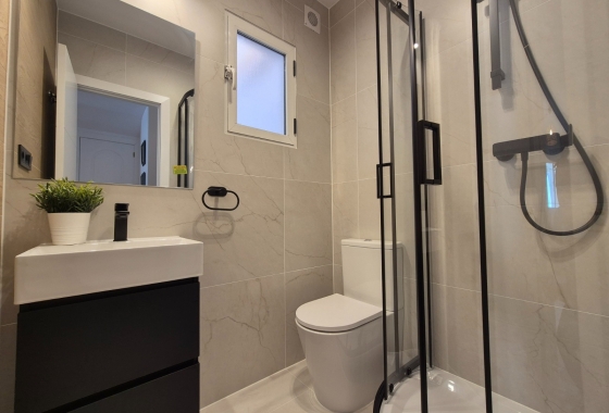 Resale - Townhouse - Alicante - La Florida