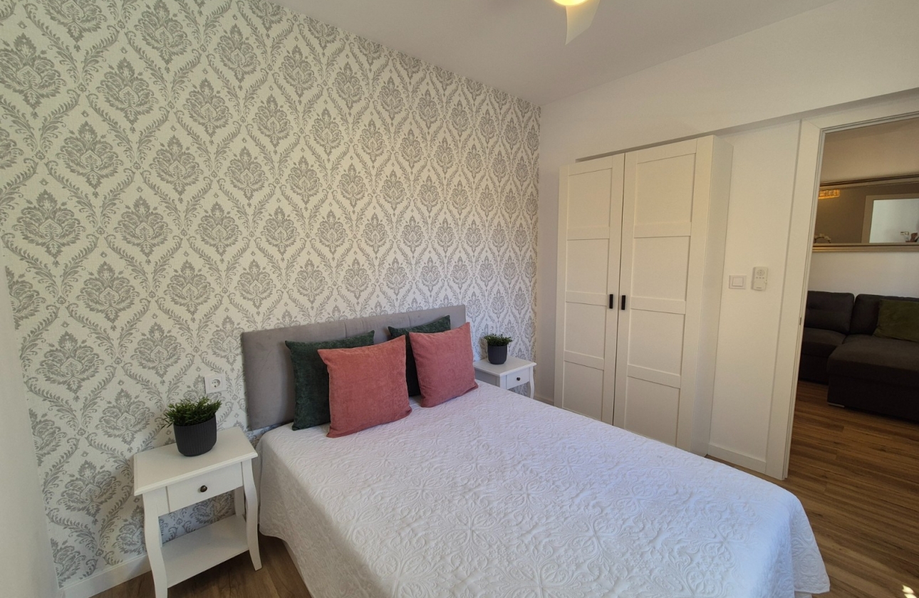 Resale - Townhouse - Alicante - La Florida