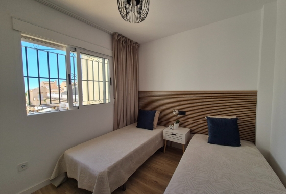 Resale - Townhouse - Alicante - La Florida
