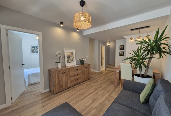 Resale - Townhouse - Alicante - La Florida