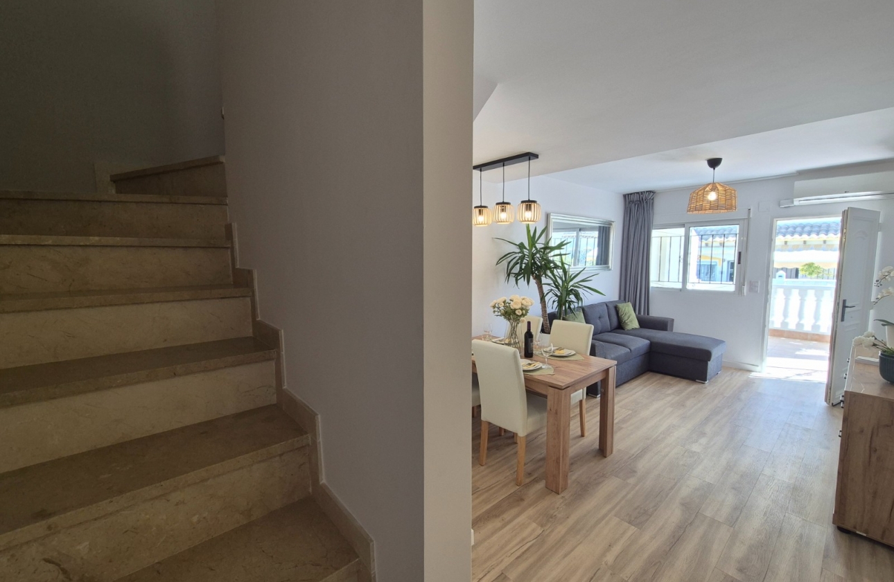 Resale - Townhouse - Alicante - La Florida