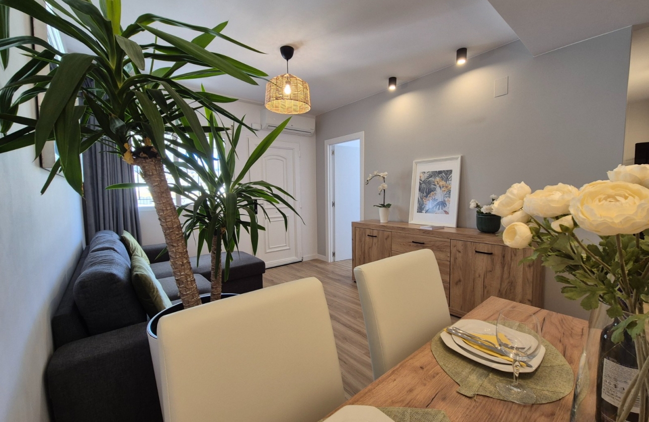 Resale - Townhouse - Alicante - La Florida