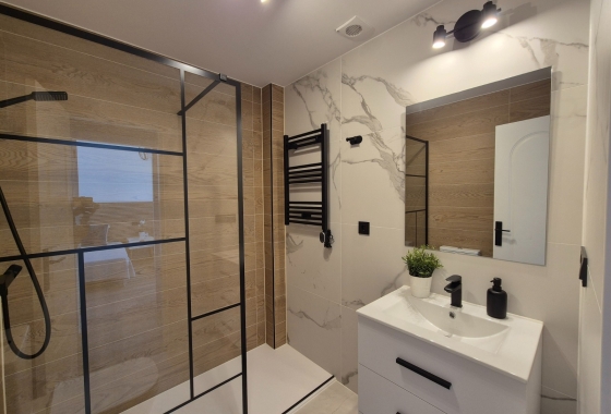Resale - Townhouse - Alicante - La Florida