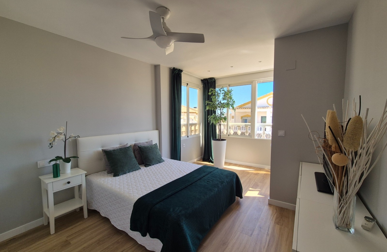 Resale - Townhouse - Alicante - La Florida