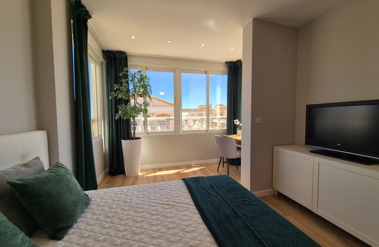 Resale - Townhouse - Alicante - La Florida