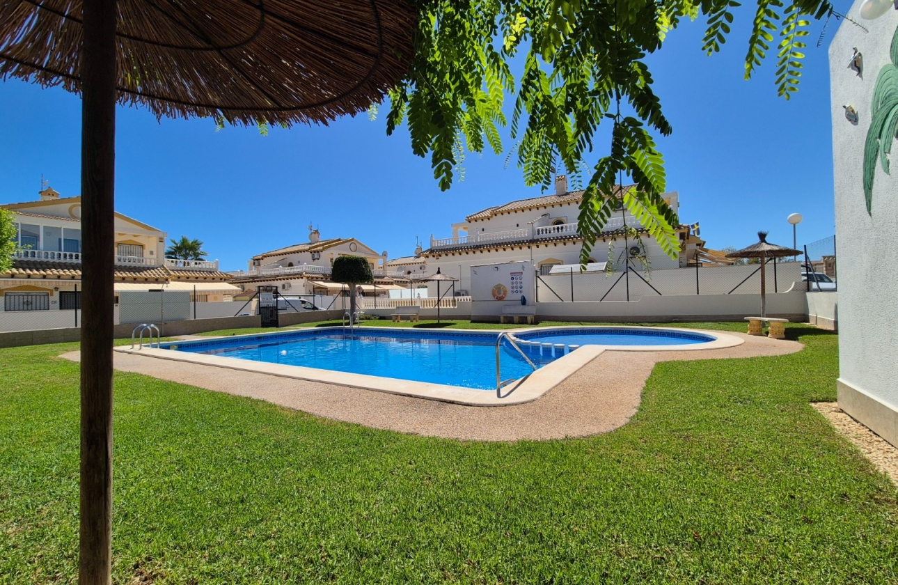 Resale - Townhouse - Alicante - La Florida