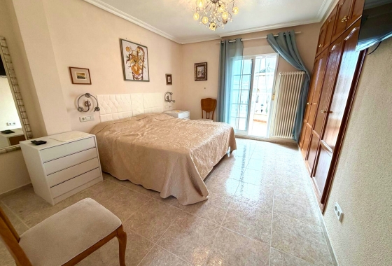 Resale - Villa - Orihuela Costa - Villamartín