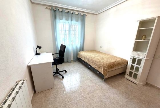 Resale - Villa - Orihuela Costa - Villamartín