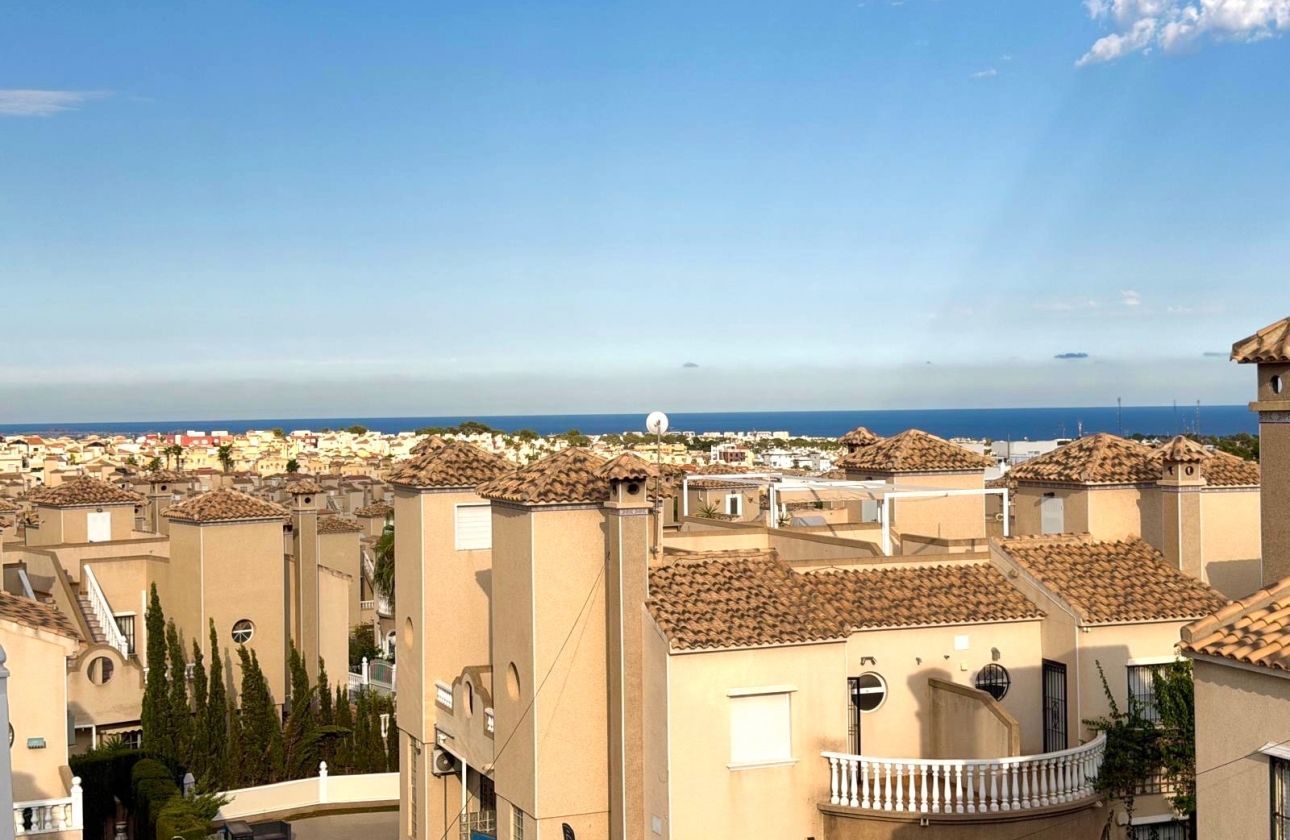 Resale - Villa - Orihuela Costa - Villamartín