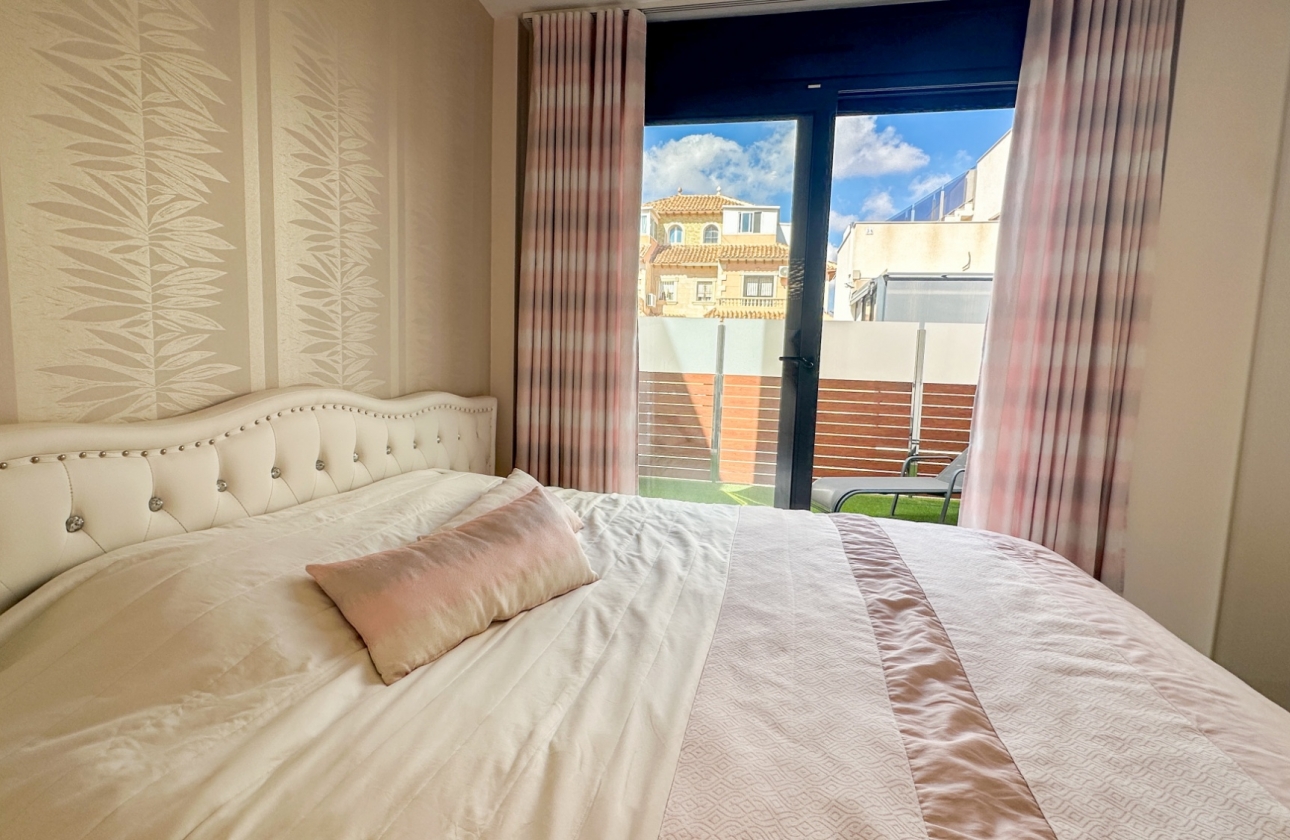 Rynek wtórny - Villa - Torrevieja - Nueva Torrevieja - Aguas Nuevas