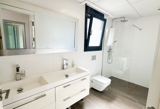 Rynek wtórny - Villa - Torrevieja - Nueva Torrevieja - Aguas Nuevas