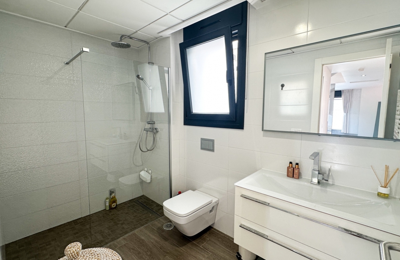 Rynek wtórny - Villa - Torrevieja - Nueva Torrevieja - Aguas Nuevas