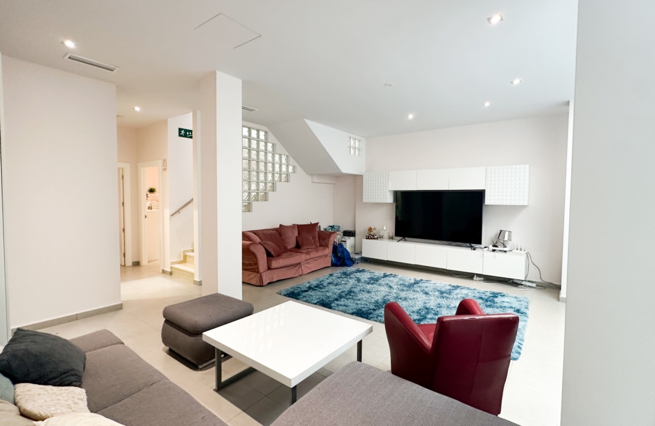 Rynek wtórny - Villa - Torrevieja - Nueva Torrevieja - Aguas Nuevas