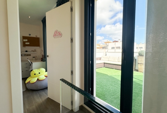 Rynek wtórny - Villa - Torrevieja - Nueva Torrevieja - Aguas Nuevas
