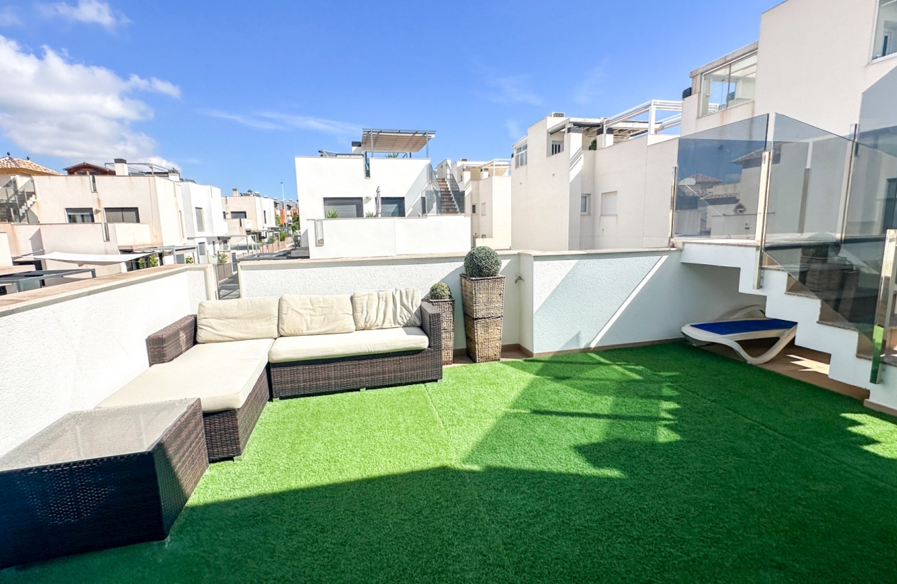 Rynek wtórny - Villa - Torrevieja - Nueva Torrevieja - Aguas Nuevas
