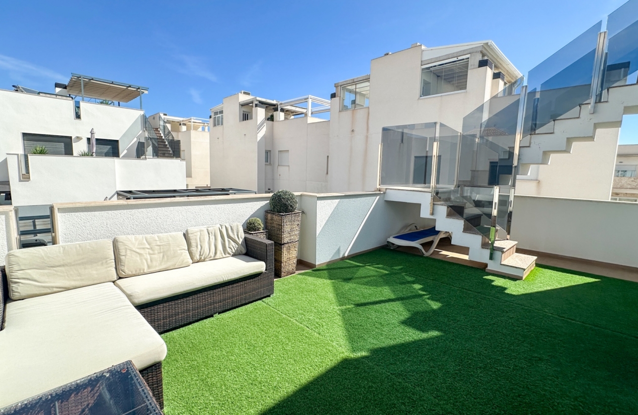 Rynek wtórny - Villa - Torrevieja - Nueva Torrevieja - Aguas Nuevas