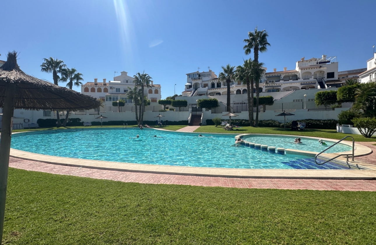 Resale - Townhouse - Torrevieja - La Mata
